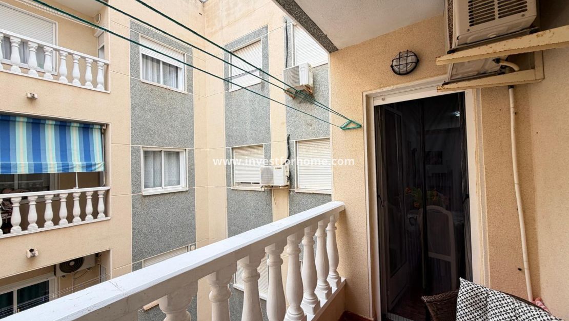 Sale - Apartment - Torrevieja - Estacion De Autobuses