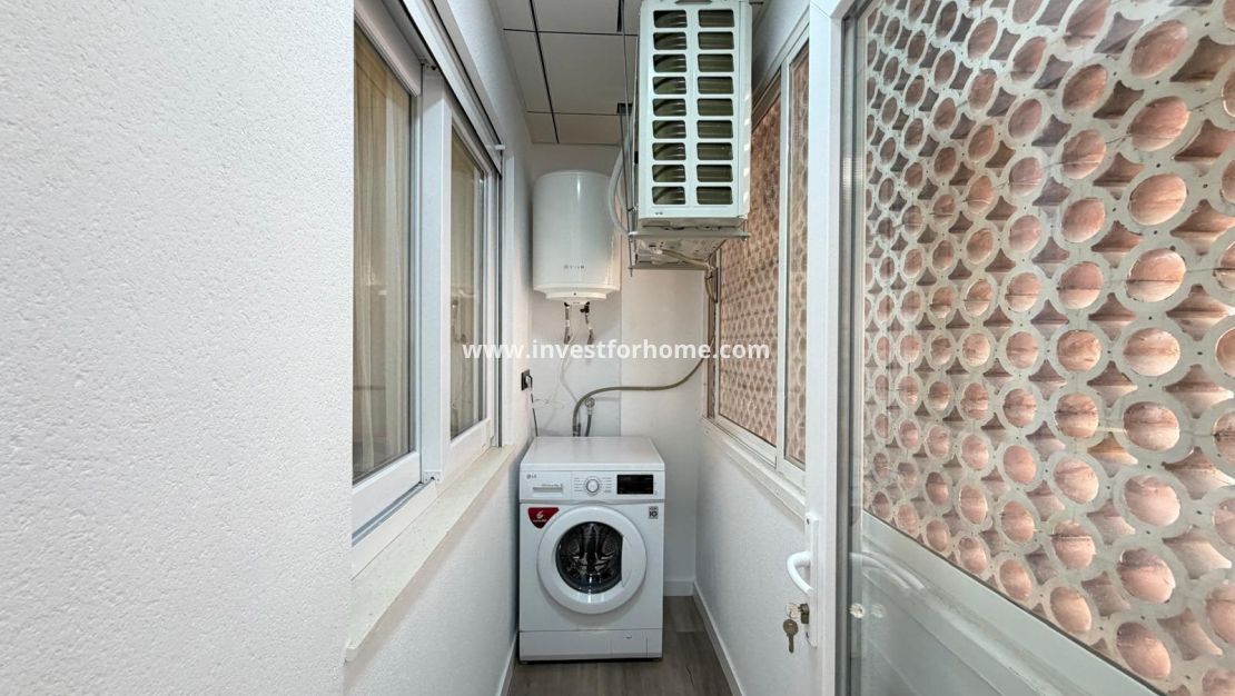 Sale - Apartment - Torrevieja - Estacion De Autobuses
