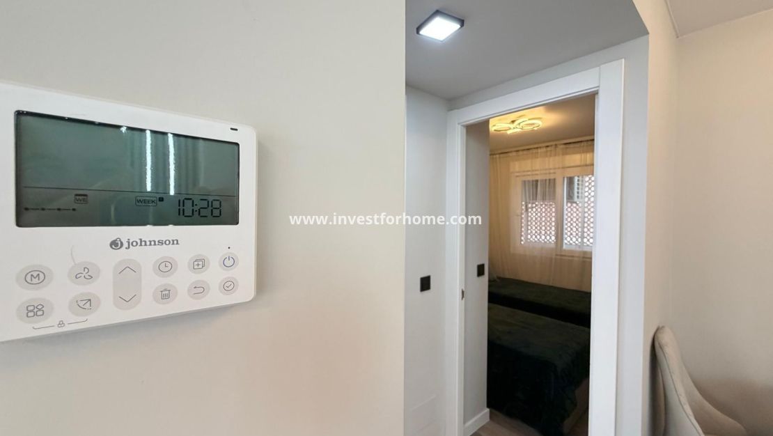 Sale - Apartment - Torrevieja - Estacion De Autobuses