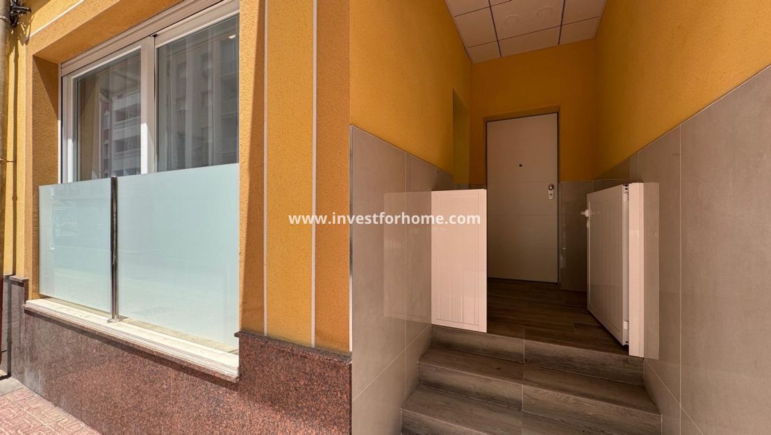 Sale - Apartment - Torrevieja - Estacion De Autobuses