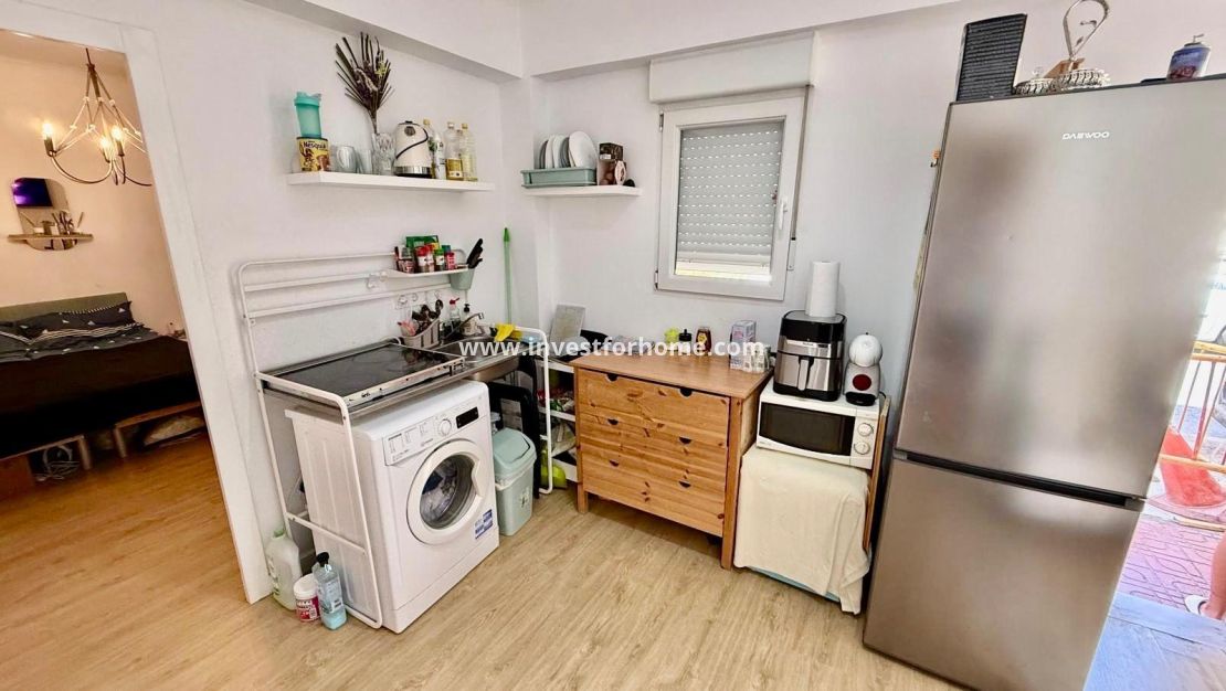 Sale - Apartment - Torrevieja - Estacion De Autobuses