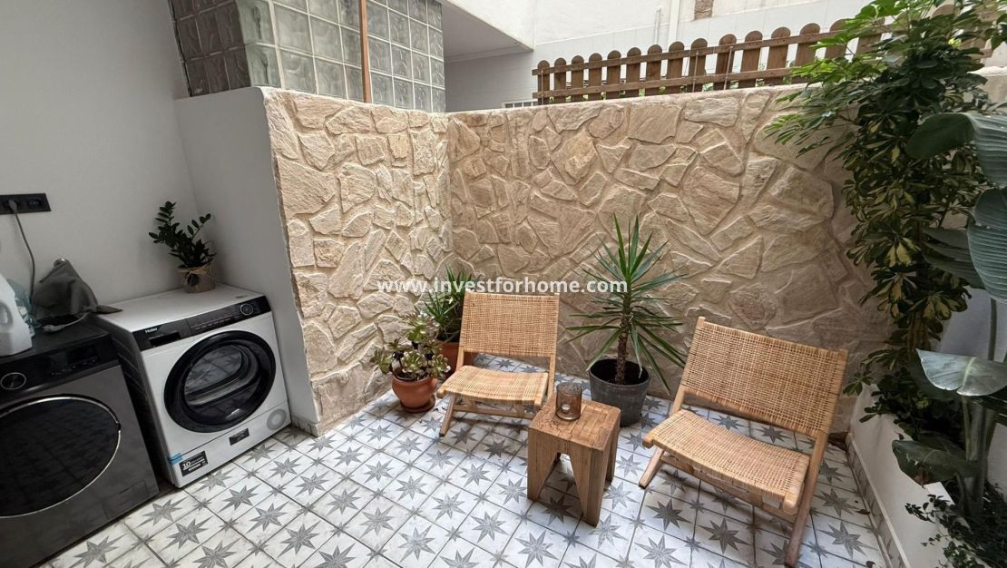 Sale - Apartment - Torrevieja - Estacion De Autobuses