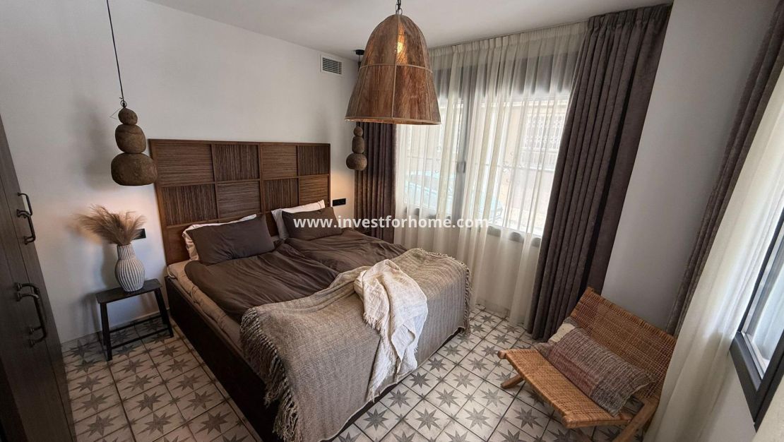 Sale - Apartment - Torrevieja - Estacion De Autobuses