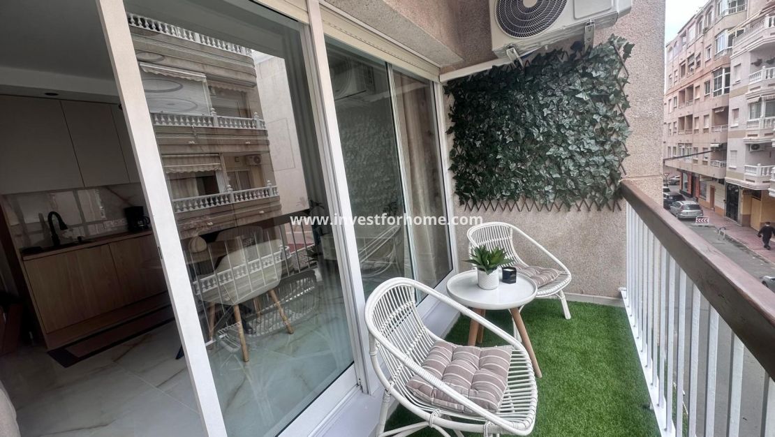 Sale - Apartment - Torrevieja - Estacion De Autobuses