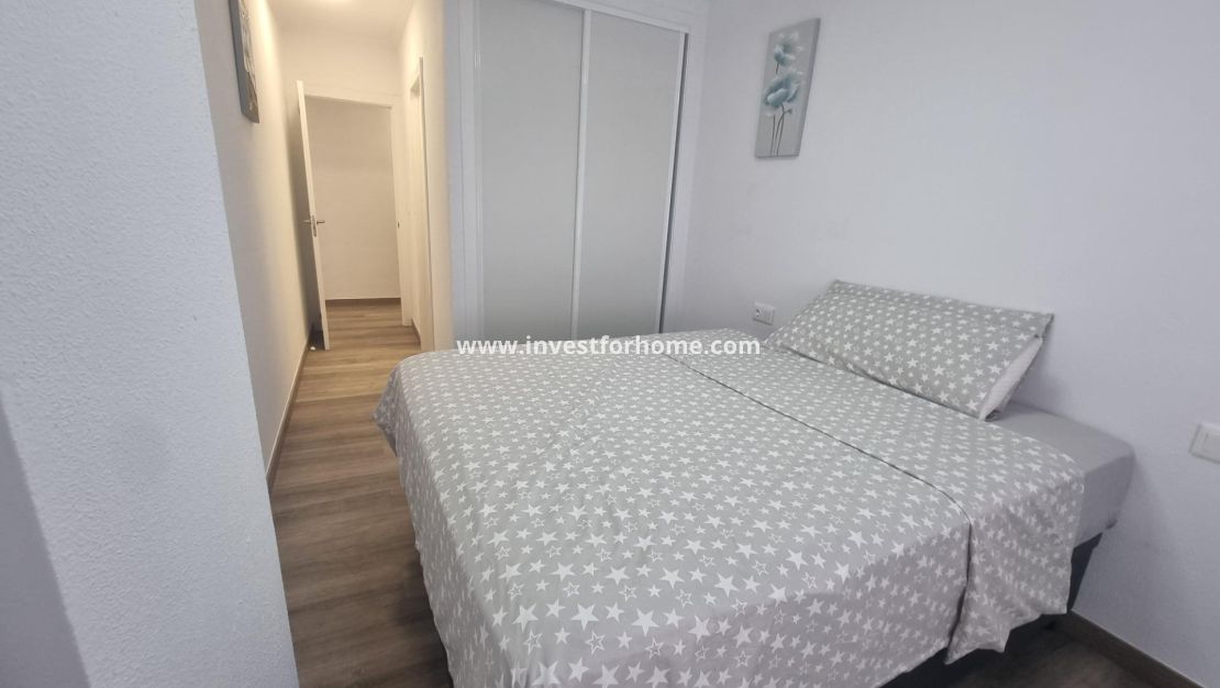 Sale - Apartment - Torrevieja - Estacion De Autobuses