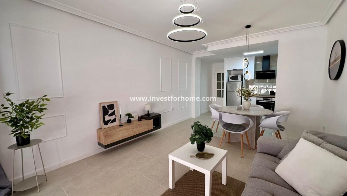 Sale - Apartment - Torrevieja - Estacion De Autobuses