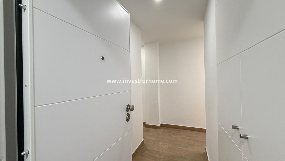 Sale - Apartment - Torrevieja - Estacion De Autobuses