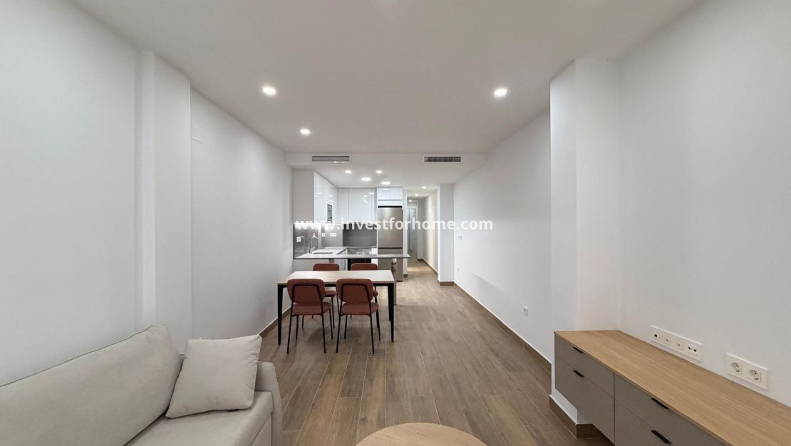 Sale - Apartment - Torrevieja - Estacion De Autobuses