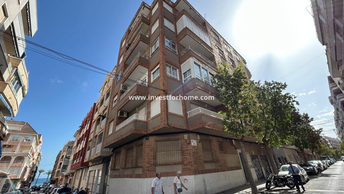 Sale - Apartment - Torrevieja - Estacion De Autobuses