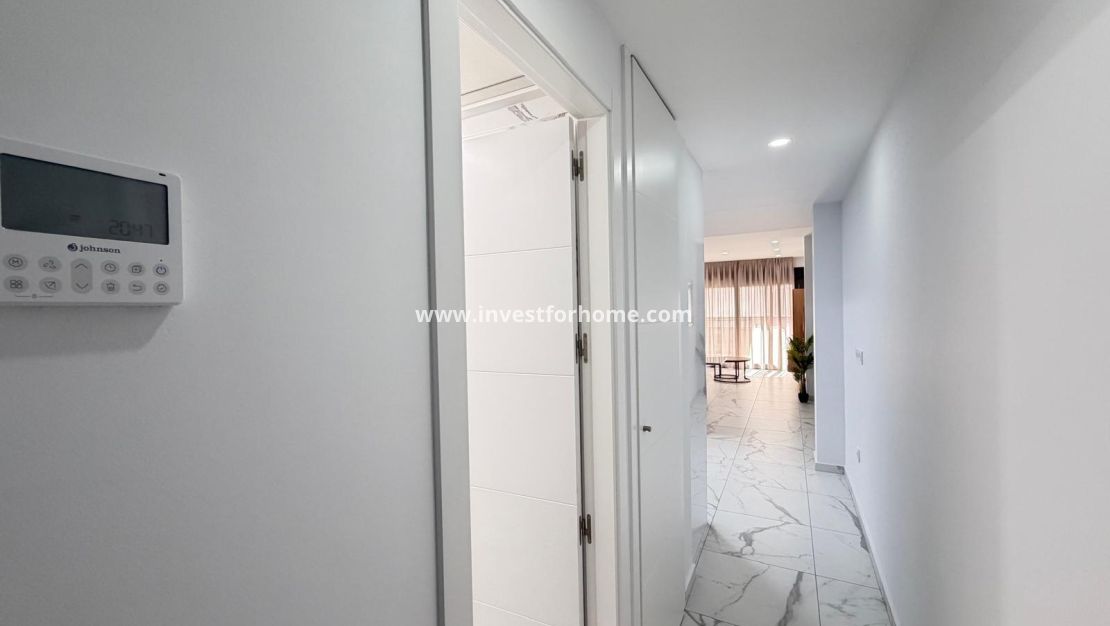 Sale - Apartment - Torrevieja - Estacion De Autobuses