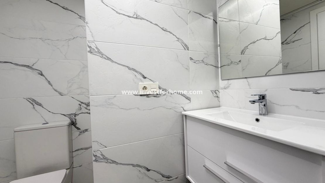 Sale - Apartment - Torrevieja - Estacion De Autobuses