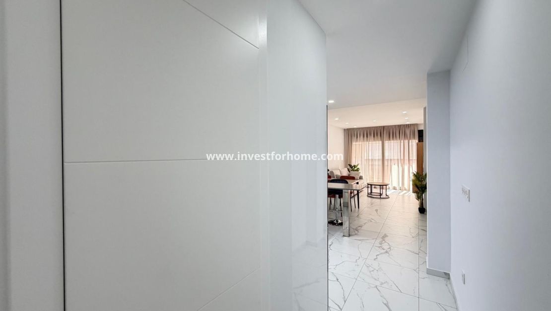 Sale - Apartment - Torrevieja - Estacion De Autobuses