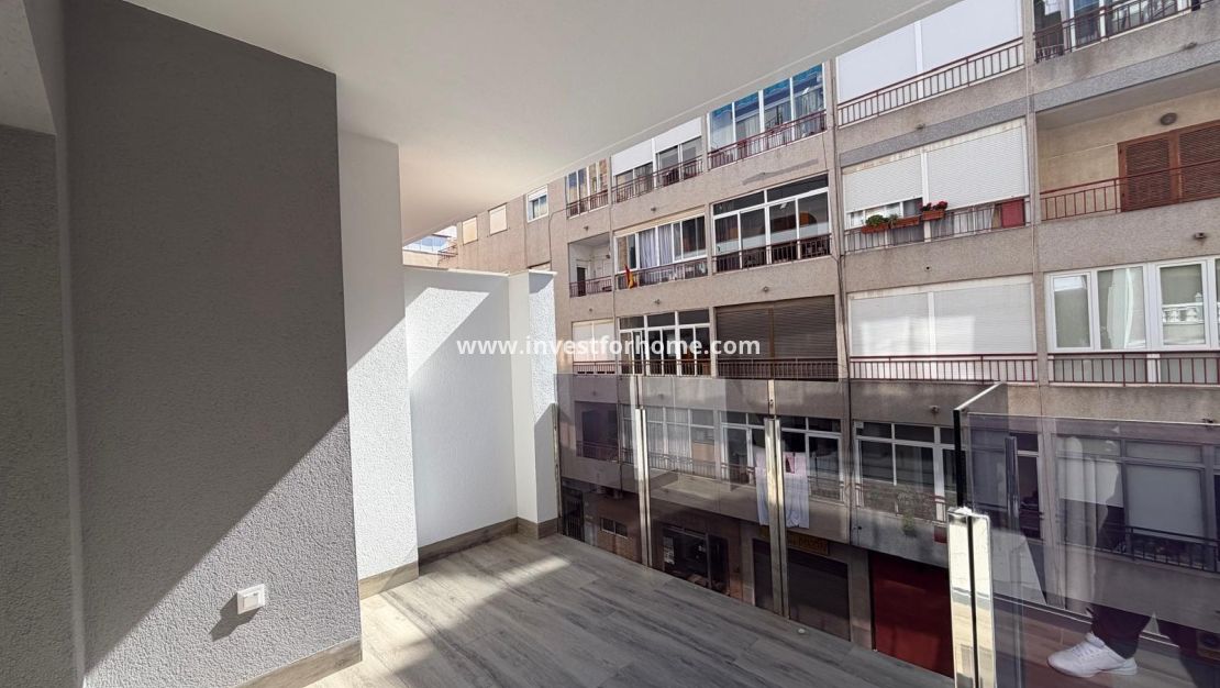 Sale - Apartment - Torrevieja - Estacion De Autobuses