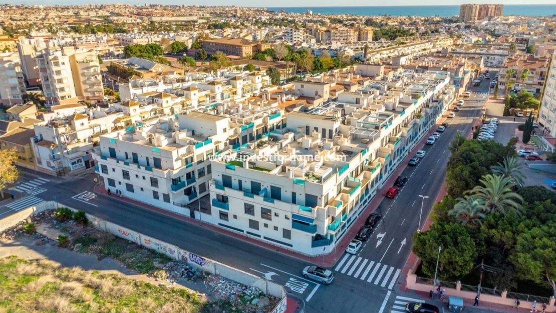 Sale - Apartment - Torrevieja - Estacion De Autobuses