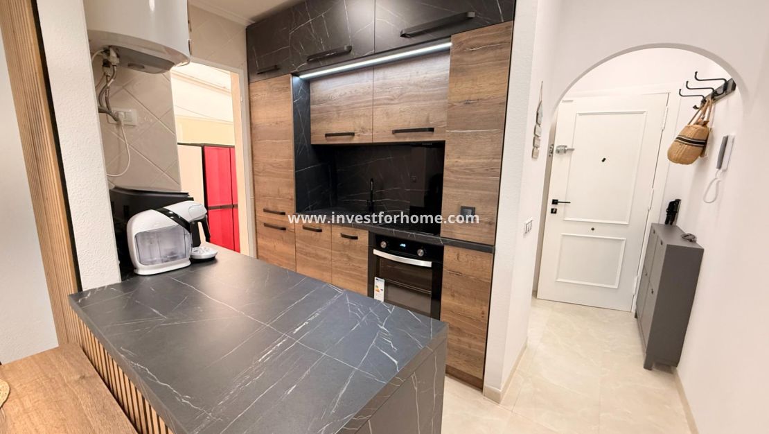 Sale - Apartment - Torrevieja - Estacion De Autobuses