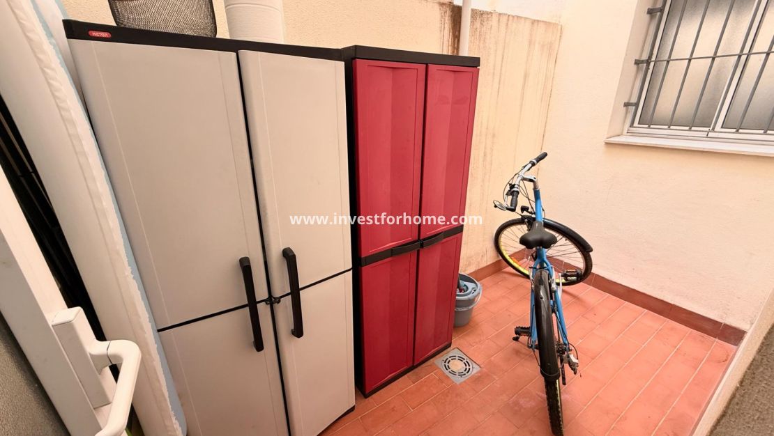 Sale - Apartment - Torrevieja - Estacion De Autobuses