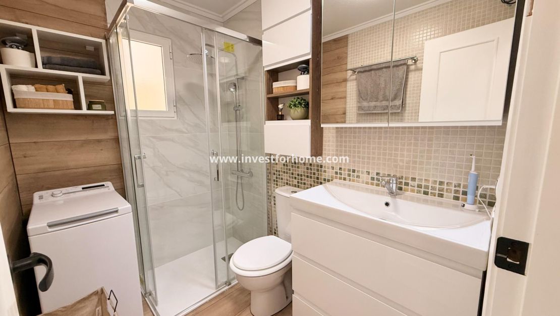 Sale - Apartment - Torrevieja - Estacion De Autobuses