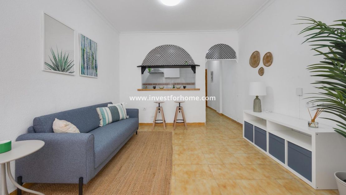 Sale - Apartment - Torrevieja - Estacion De Autobuses