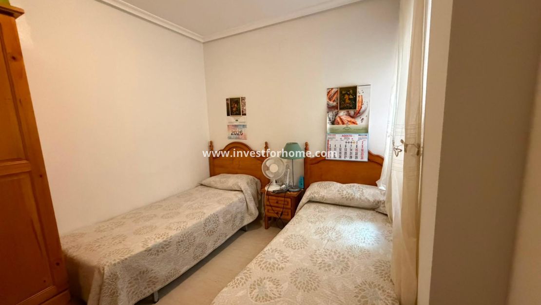 Sale - Apartment - Torrevieja - Estacion De Autobuses