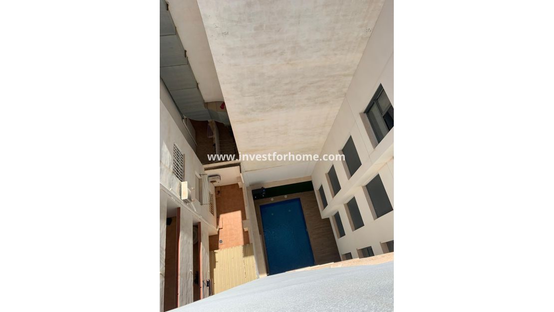 Sale - Apartment - Torrevieja - Estacion De Autobuses