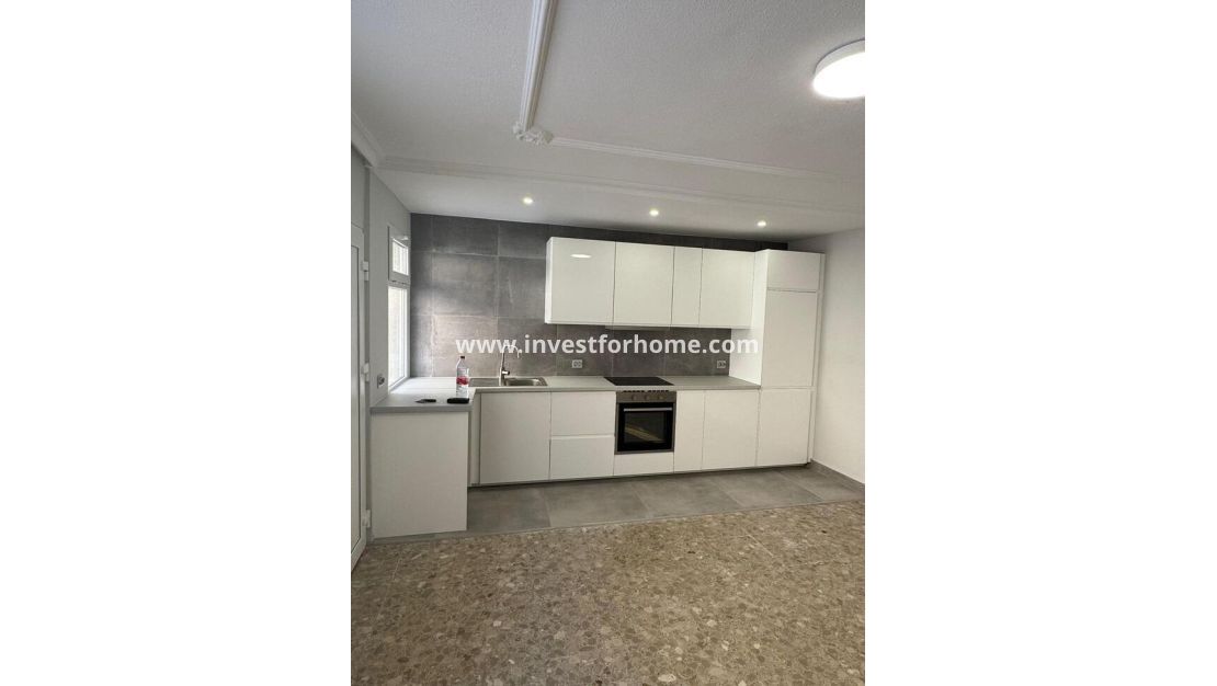 Sale - Apartment - Torrevieja - La Mata