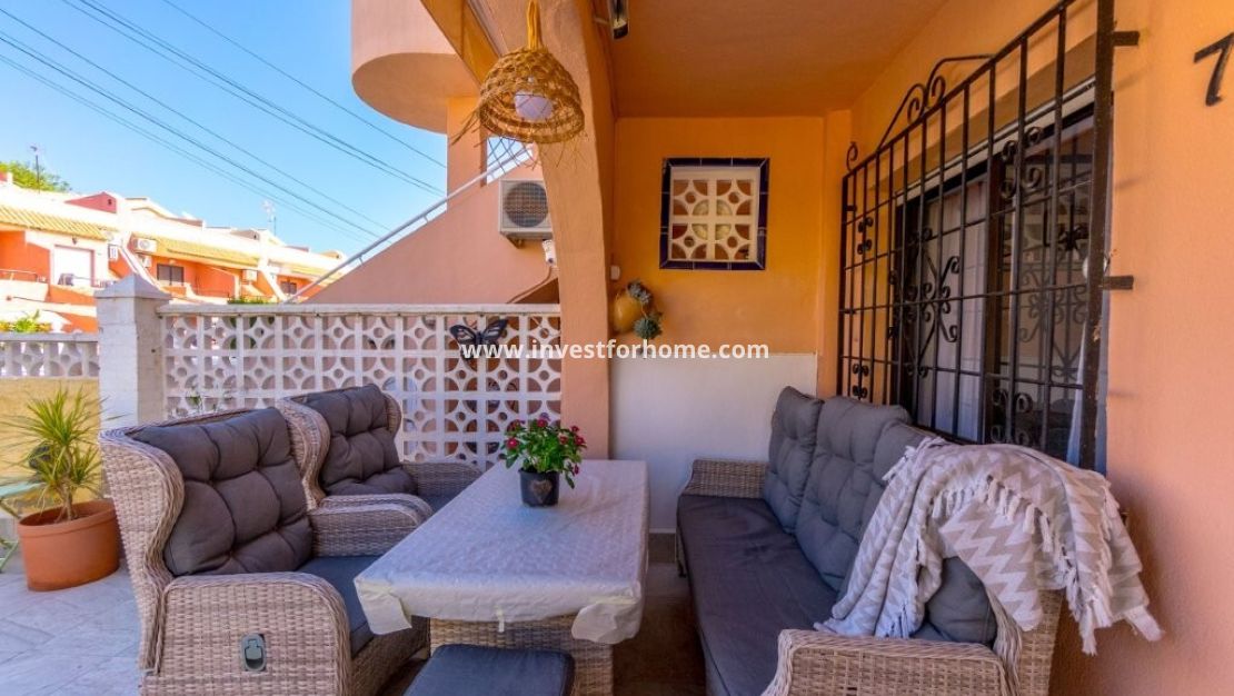 Sale - Apartment - Torrevieja - La Rosaleda