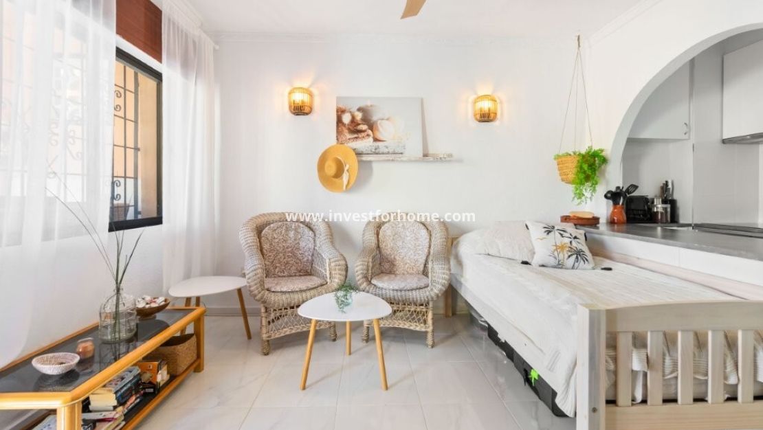 Sale - Apartment - Torrevieja - La Rosaleda