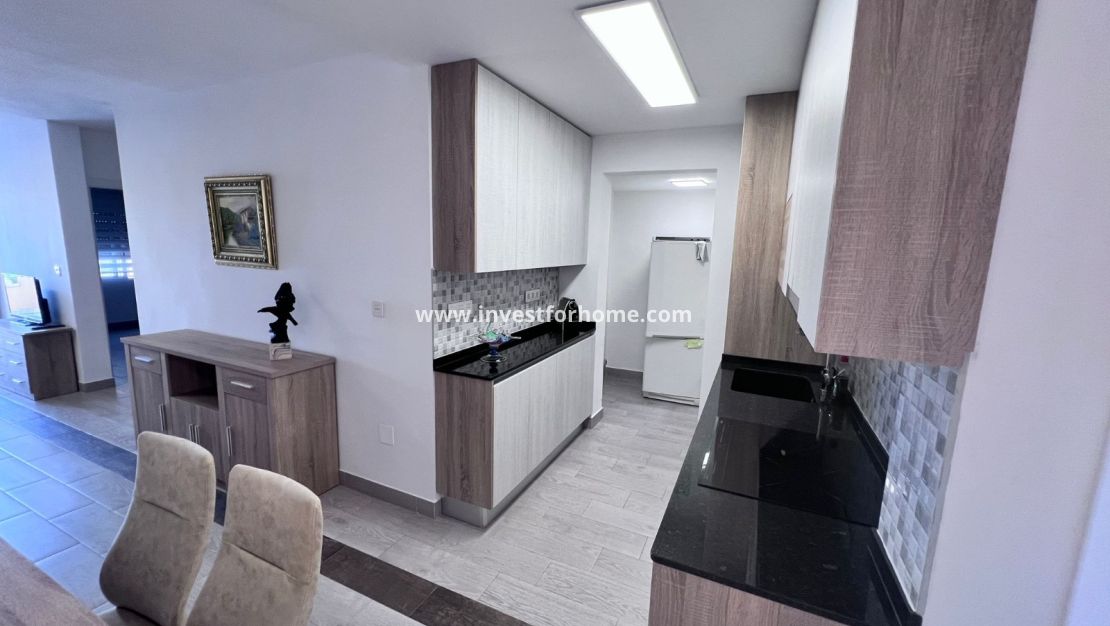 Sale - Apartment - Torrevieja - La Siesta-El Chaparral