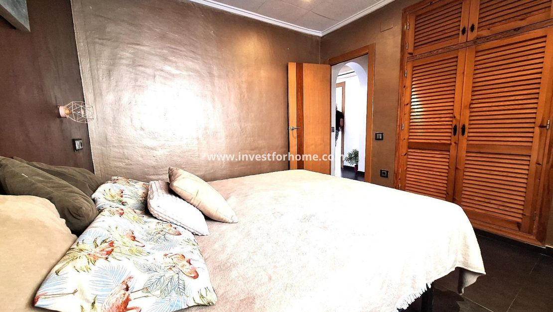 Sale - Apartment - Torrevieja - La Siesta-El Chaparral