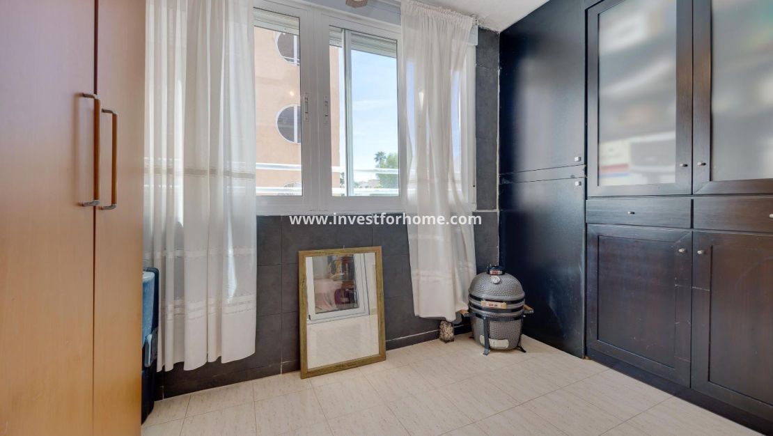 Sale - Apartment - Torrevieja - La Siesta - El Salado - Torreta