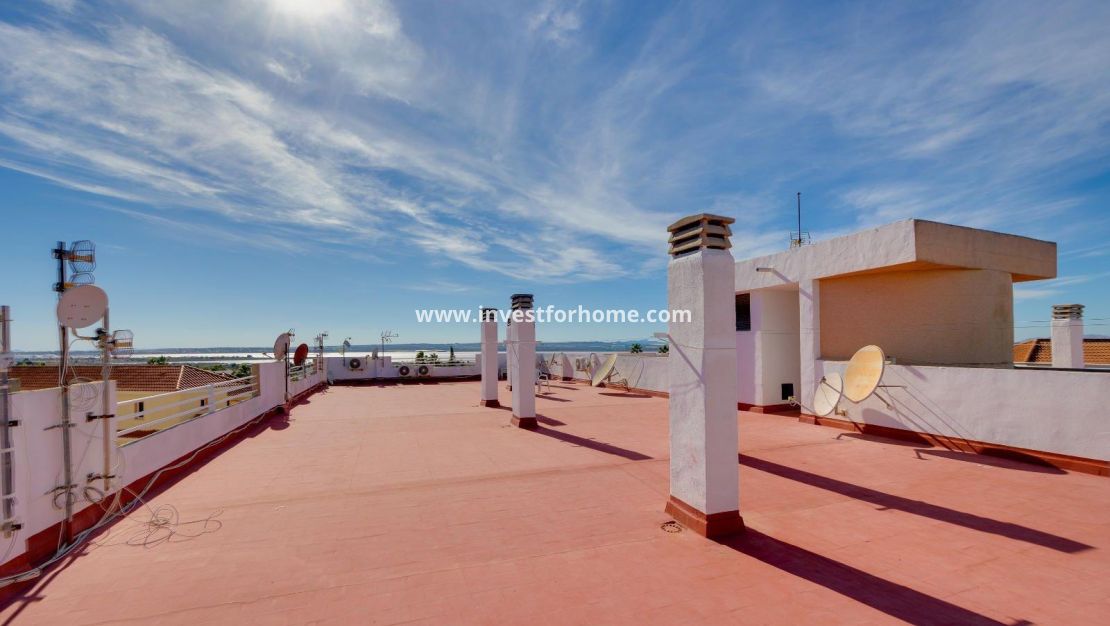 Sale - Apartment - Torrevieja - La Siesta - El Salado - Torreta