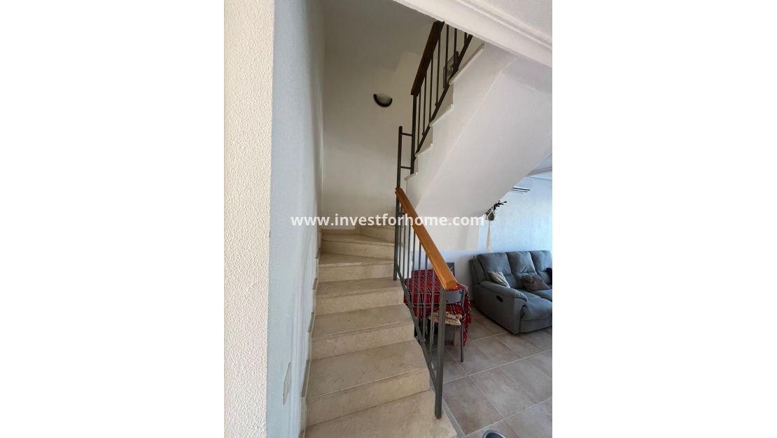 Sale - Apartment - Torrevieja - La Veleta