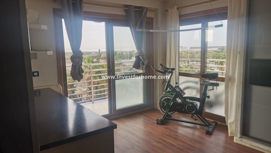 Sale - Apartment - Torrevieja - La Veleta