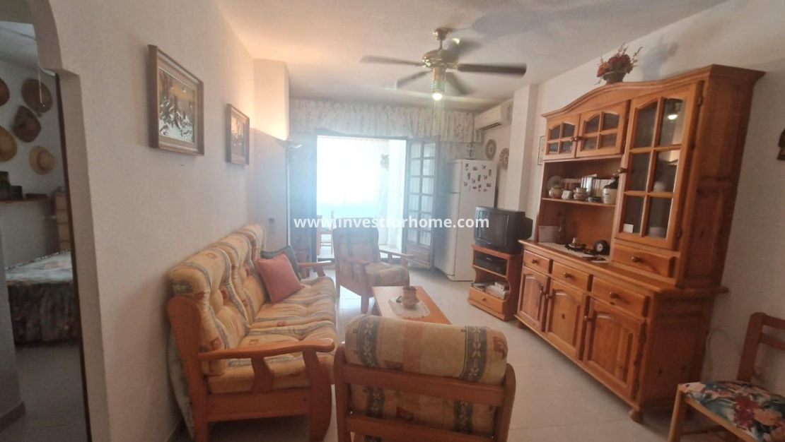 Sale - Apartment - Torrevieja - La Veleta