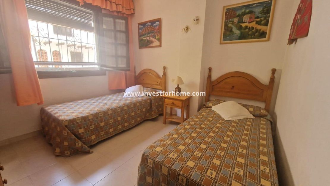 Sale - Apartment - Torrevieja - La Veleta