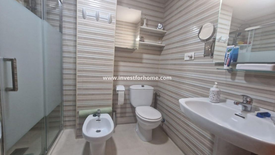 Sale - Apartment - Torrevieja - La Veleta