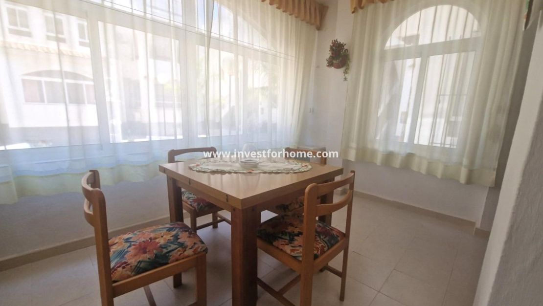 Sale - Apartment - Torrevieja - La Veleta