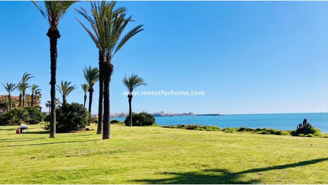 Sale - Apartment - Torrevieja - La Veleta