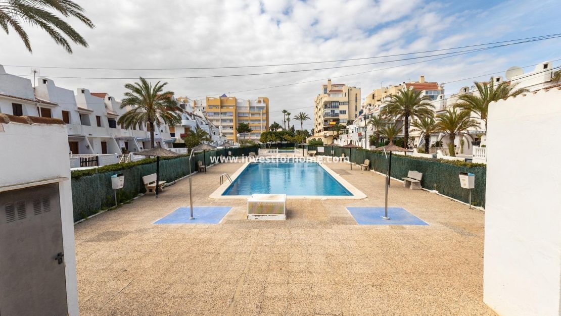 Sale - Apartment - Torrevieja - La Veleta
