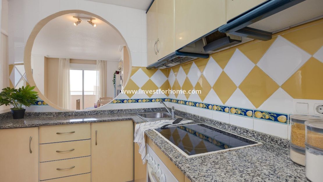 Sale - Apartment - Torrevieja - La Veleta