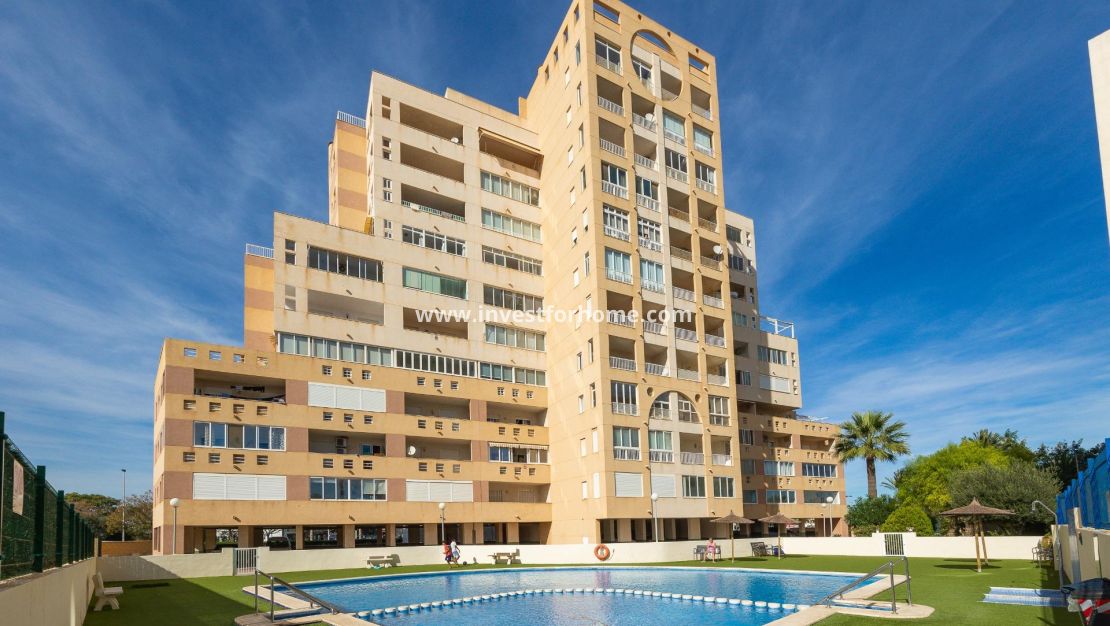 Sale - Apartment - Torrevieja - La Veleta