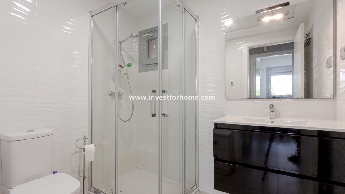 Sale - Apartment - Torrevieja - La Veleta