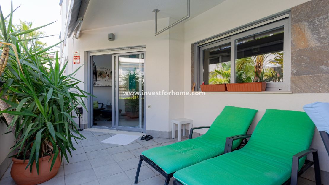 Sale - Apartment - Torrevieja - La Veleta