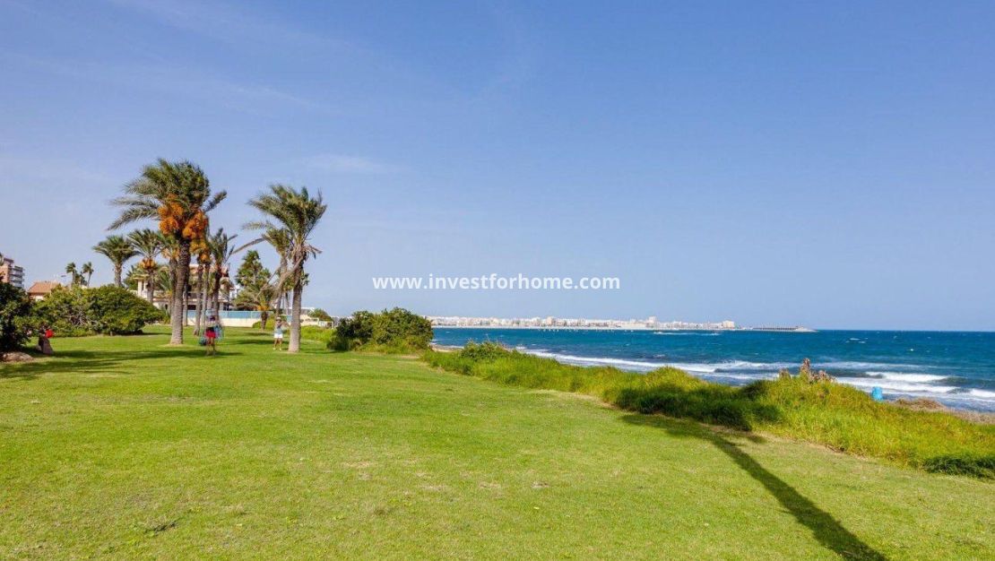 Sale - Apartment - Torrevieja - La Veleta