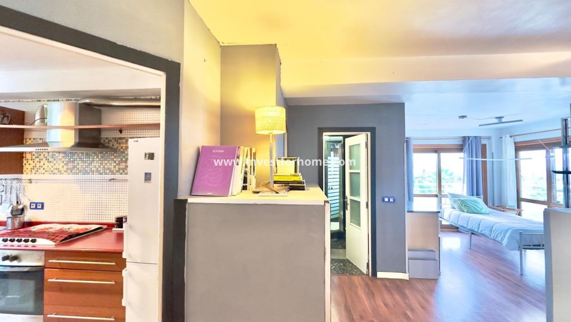 Sale - Apartment - Torrevieja - La Veleta