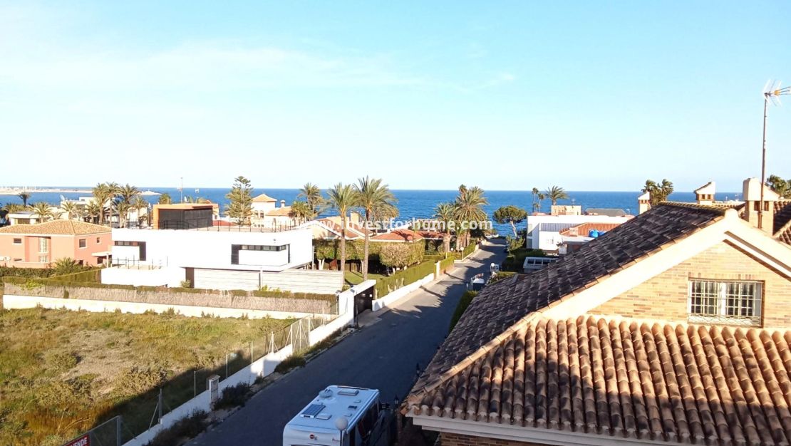 Sale - Apartment - Torrevieja - La Veleta