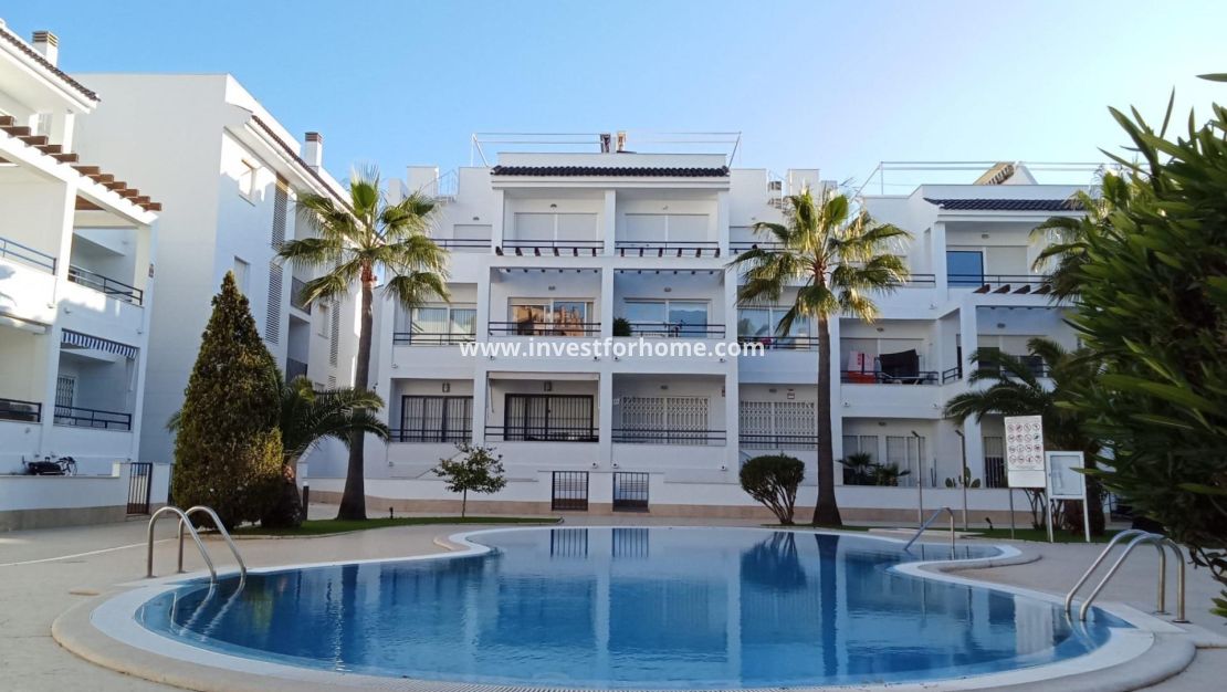 Sale - Apartment - Torrevieja - La Veleta
