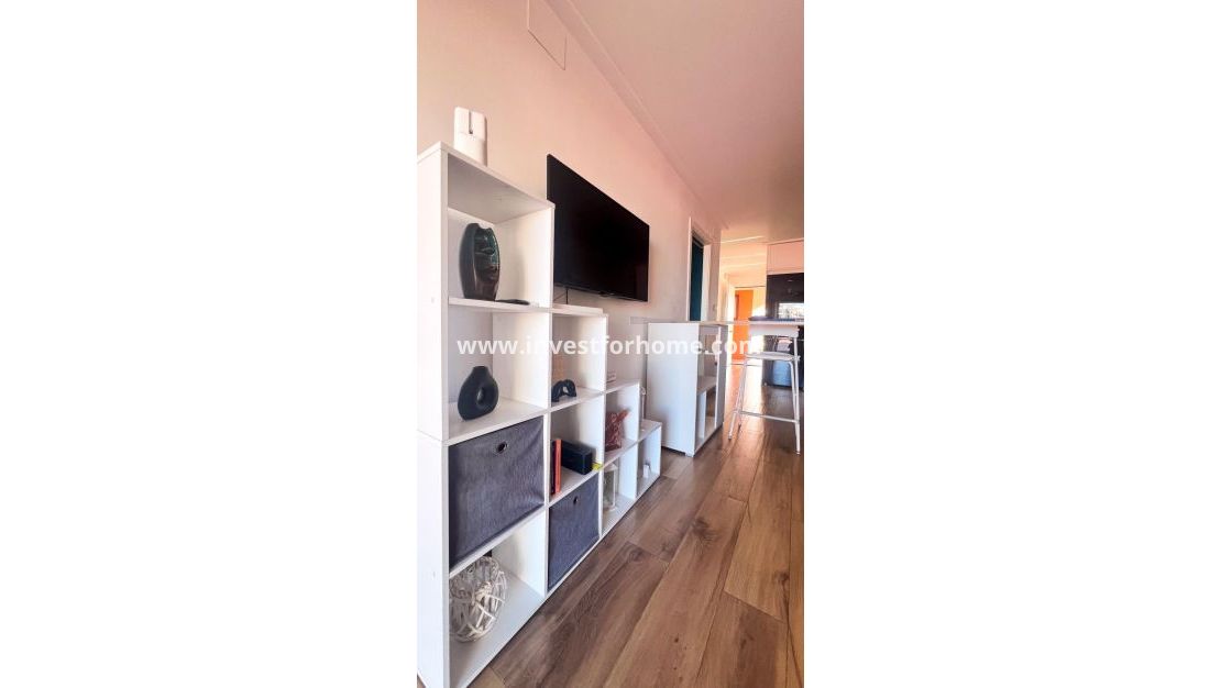 Sale - Apartment - Torrevieja - La Veleta