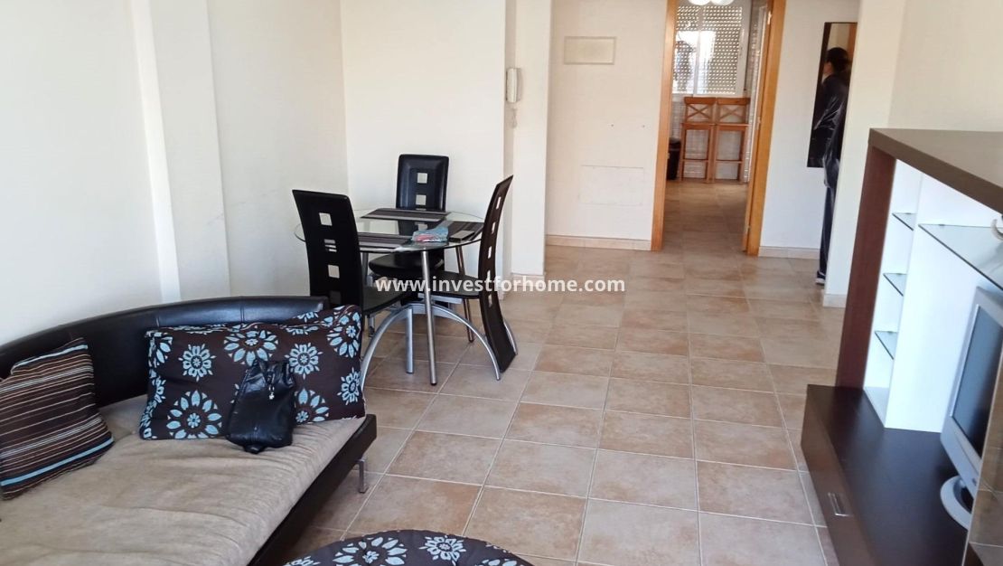 Sale - Apartment - Torrevieja - La Veleta