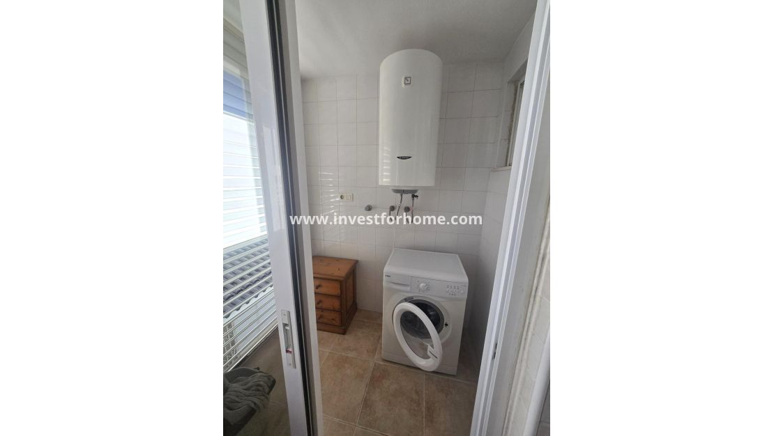 Sale - Apartment - Torrevieja - La Veleta